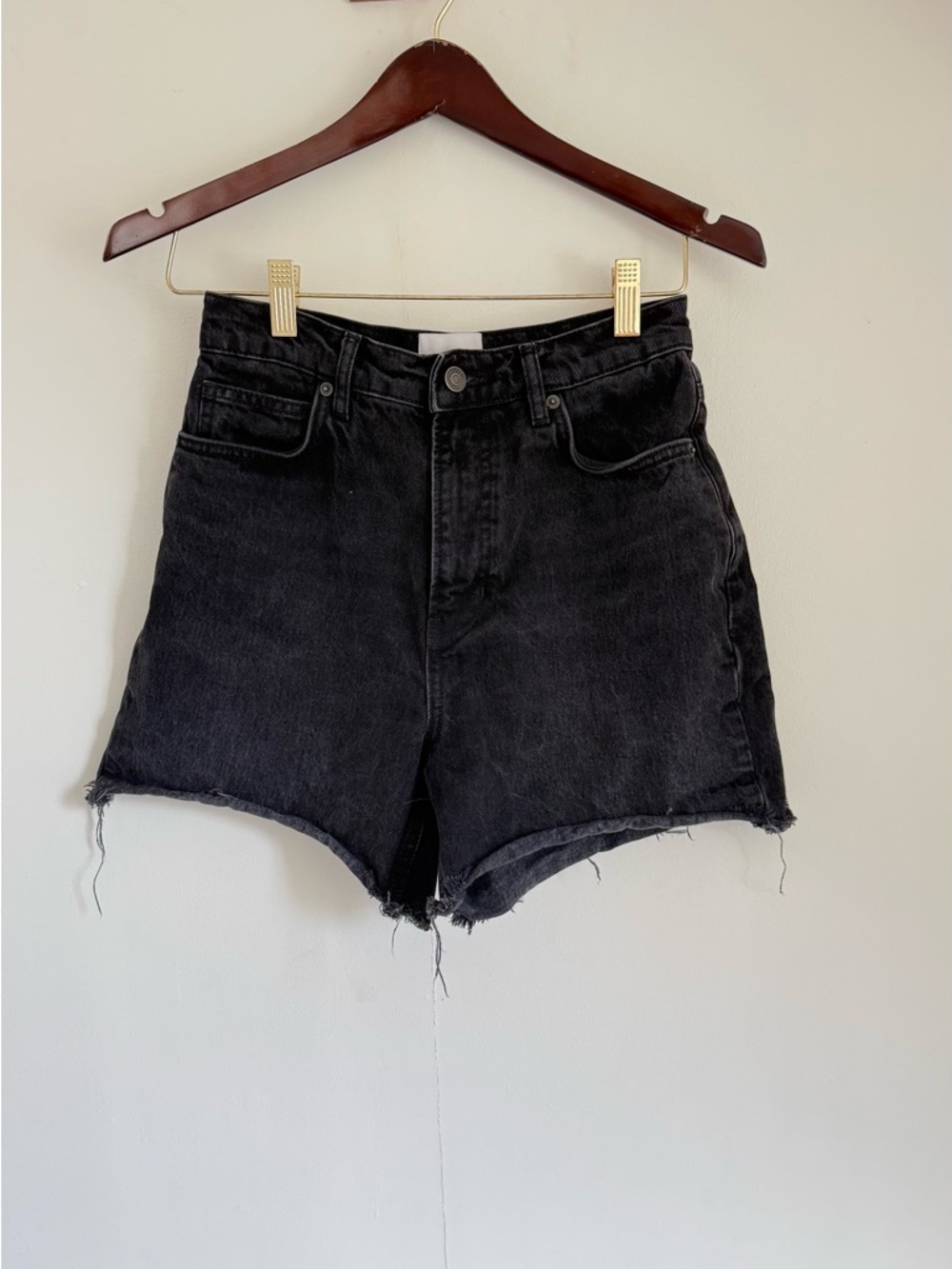 Reformation Saige 4” Black High-Rise Shorts - Size 25